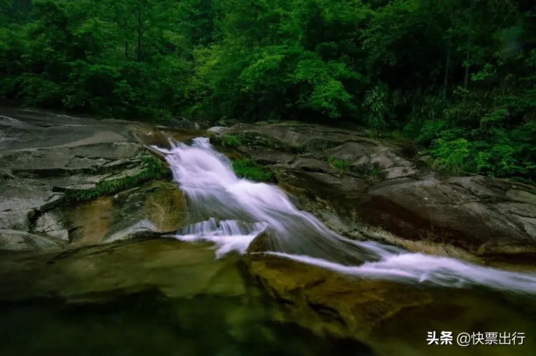 武功山已经披上了春装你何时去享一场洗肺润肺SPA